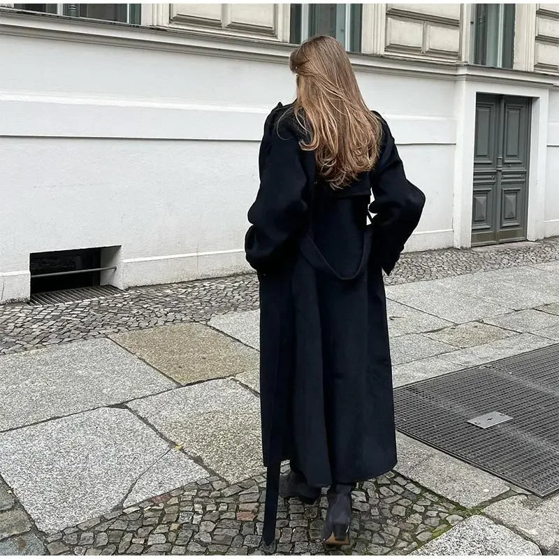 Damski płaszcz zimowy | Długi, oversize'owy fason na chłodne dni