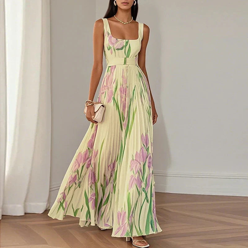 LYRA | Elegancka Kwiatowa Sukienka Maxi z Flattering Plisowaną Sylwetką