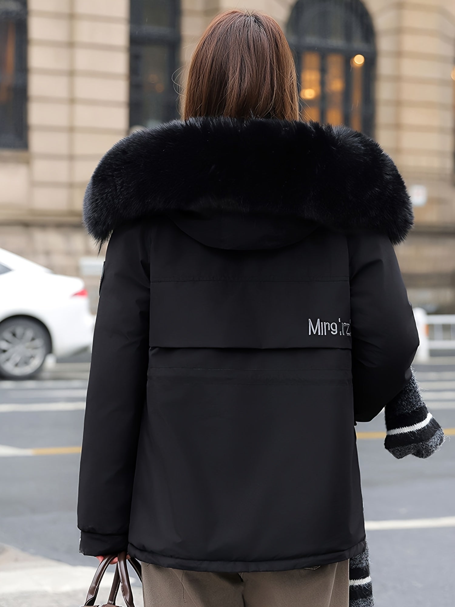Chloe | Stylowa kurtka parka z futrzanym kołnierzem