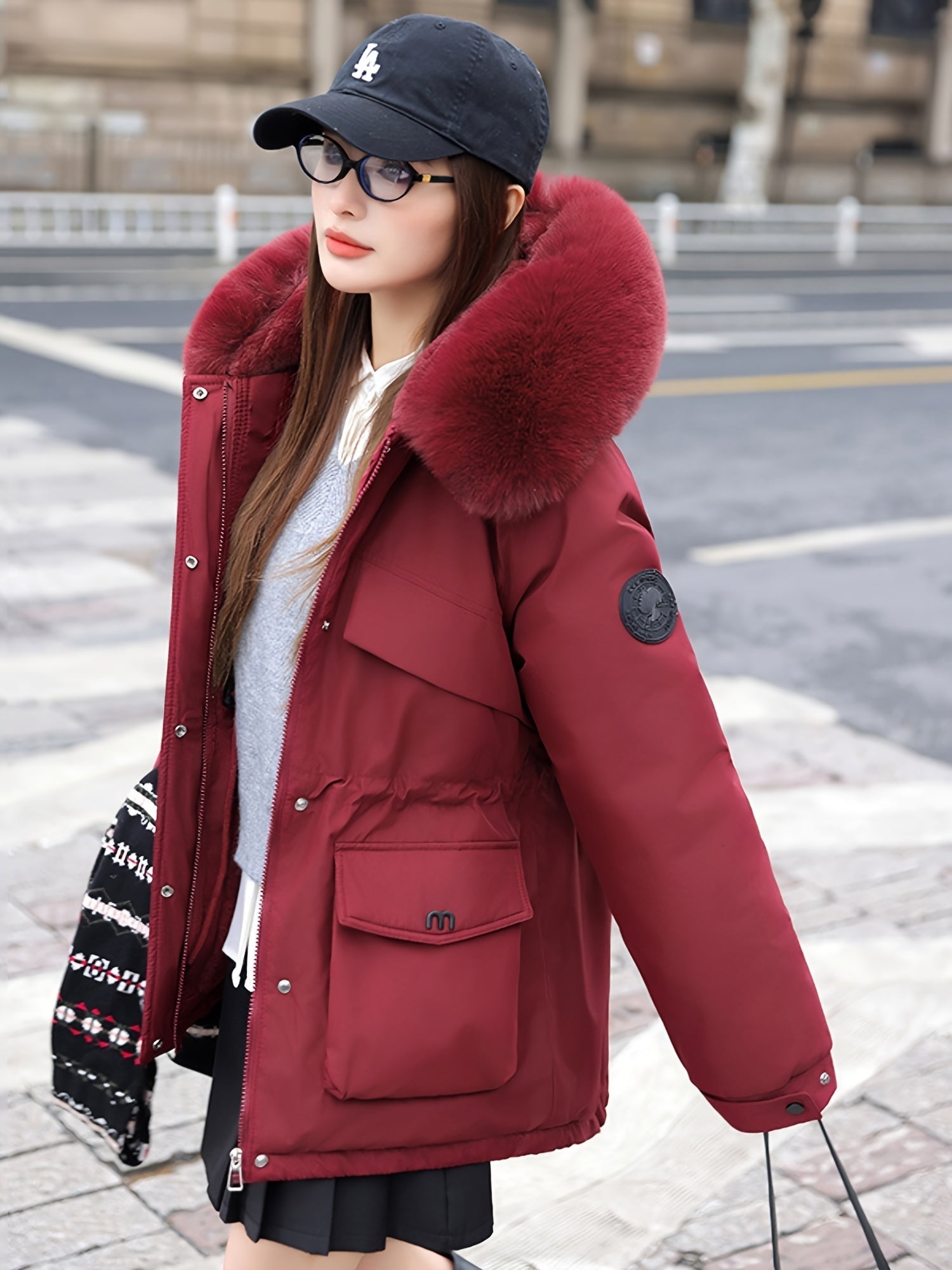 Chloe | Stylowa Parka Użytkowa z Kołnierzem z Sztucznego Futra