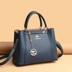 Isabella | Elegancka Czarna Skórzana Torebka z Złotymi Akcentami