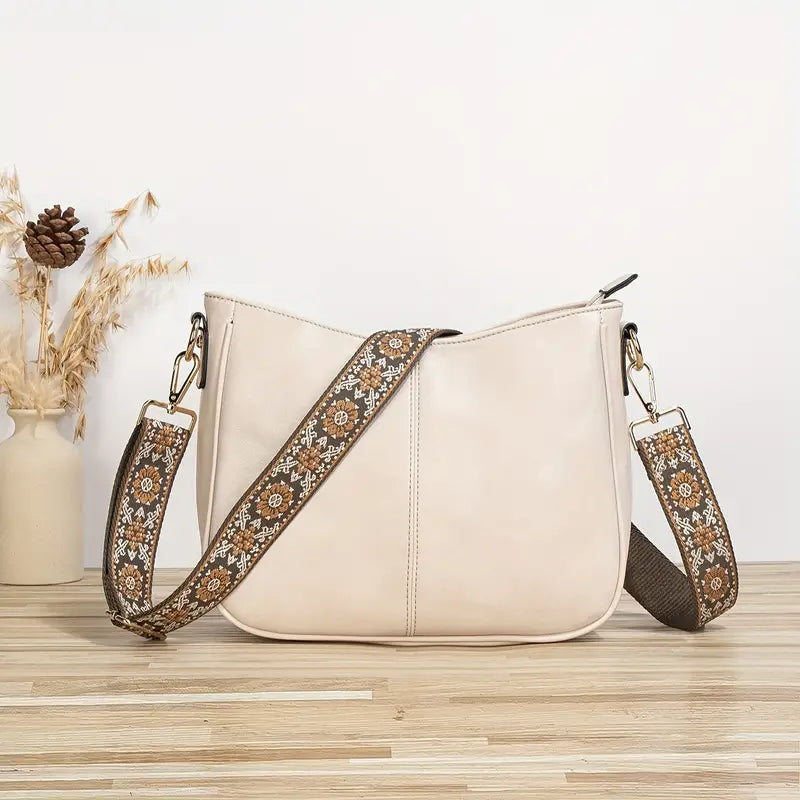 Isabella | Elegancka Czarna Torebka na Ramię z Regulowanym Paskiem