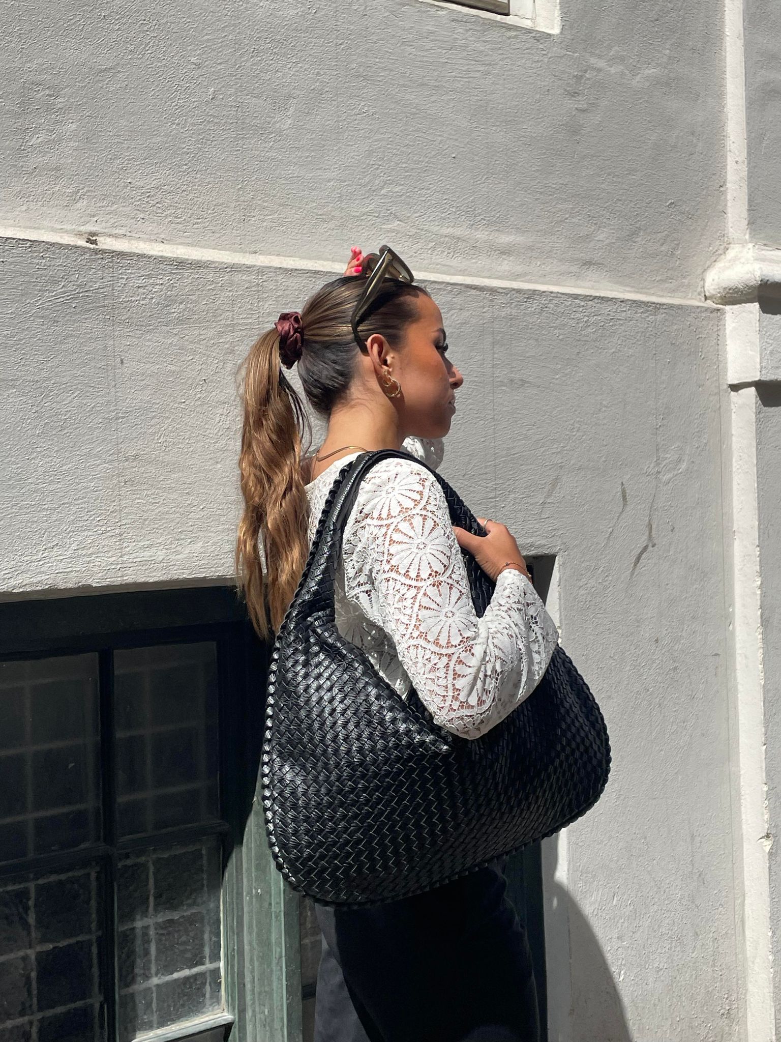 Isabella | Elegancka Czarna Torba Tote z Wegetariańskiej Skóry