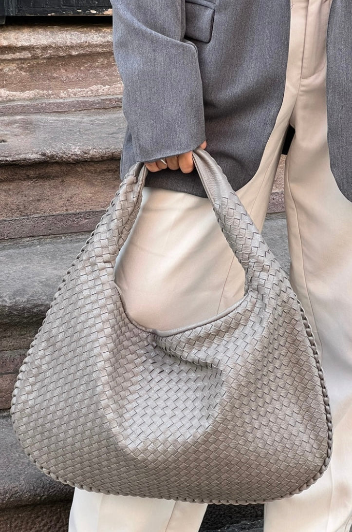 Isabella | Elegancka Czarna Torba Tote z Wegetariańskiej Skóry