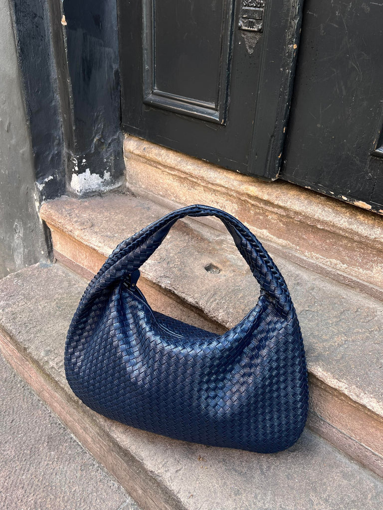 Isabella | Elegancka Czarna Torba Tote z Wegetariańskiej Skóry