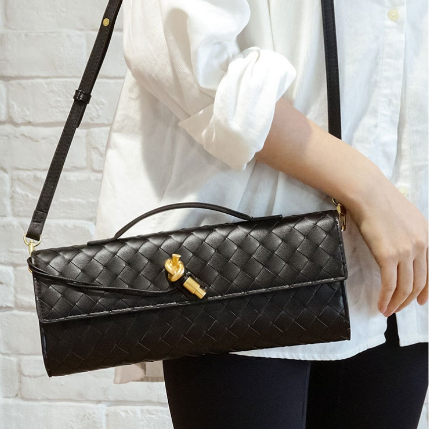 Isabella | Elegancka Woven Brązowa Torebka z Regulowanym Paskiem