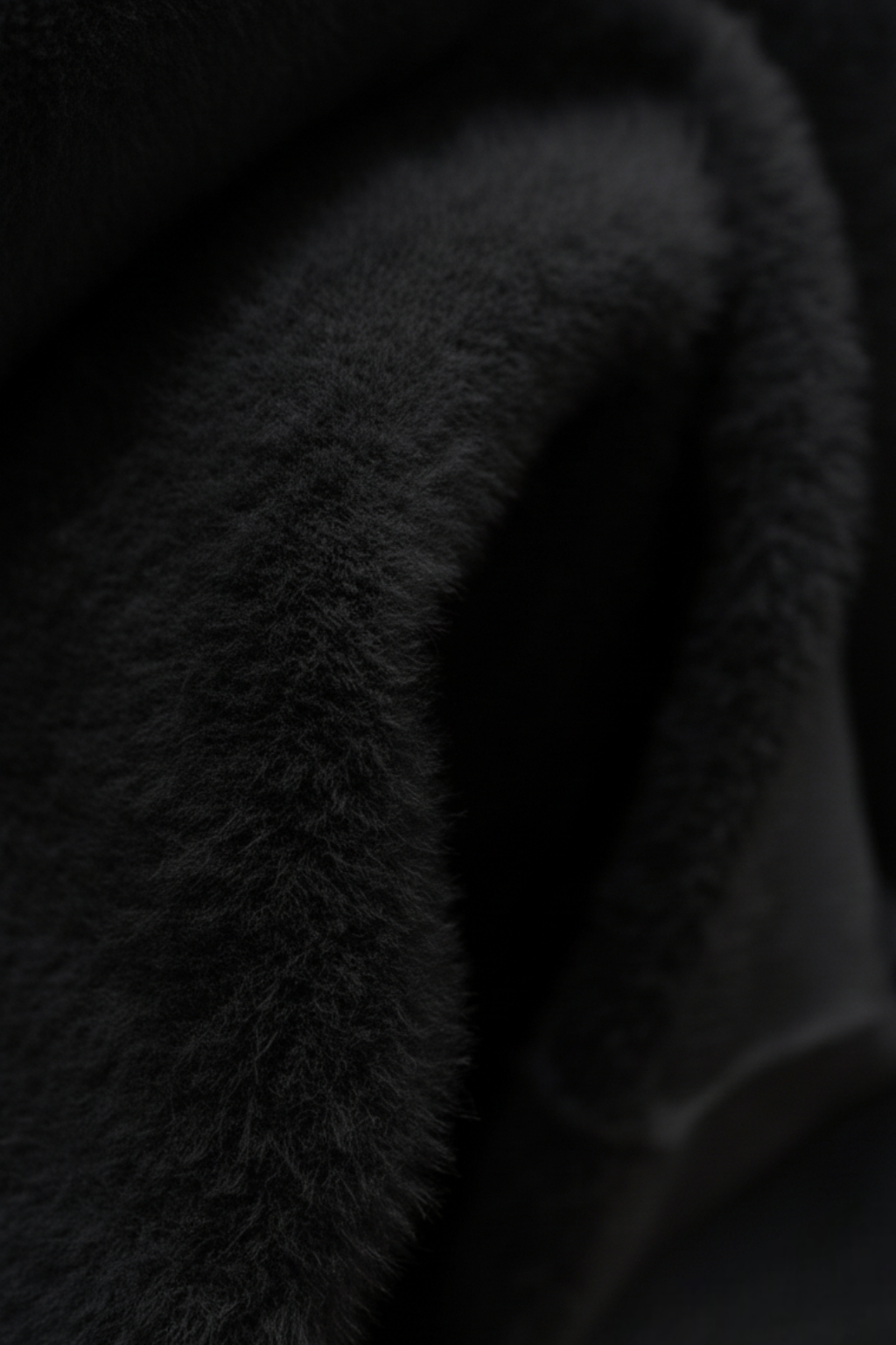 Sophia | Elegancki Czarny Sweter z Golfem Slim Fit