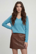 Sophia | Flattering Light Blue V-Neck Women's Sweater with Fitted Silhouette