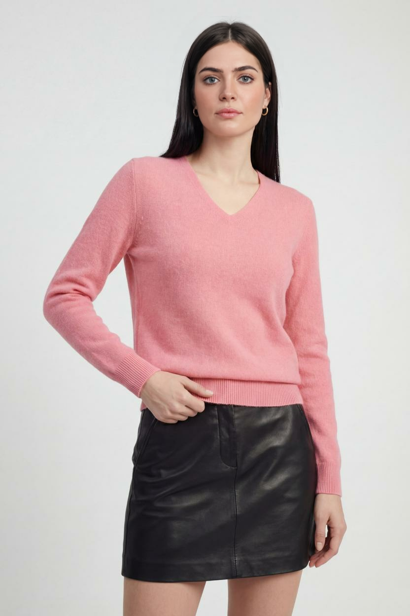 Sophia | Stylowy sweter z dekoltem w serek i długimi rękawami