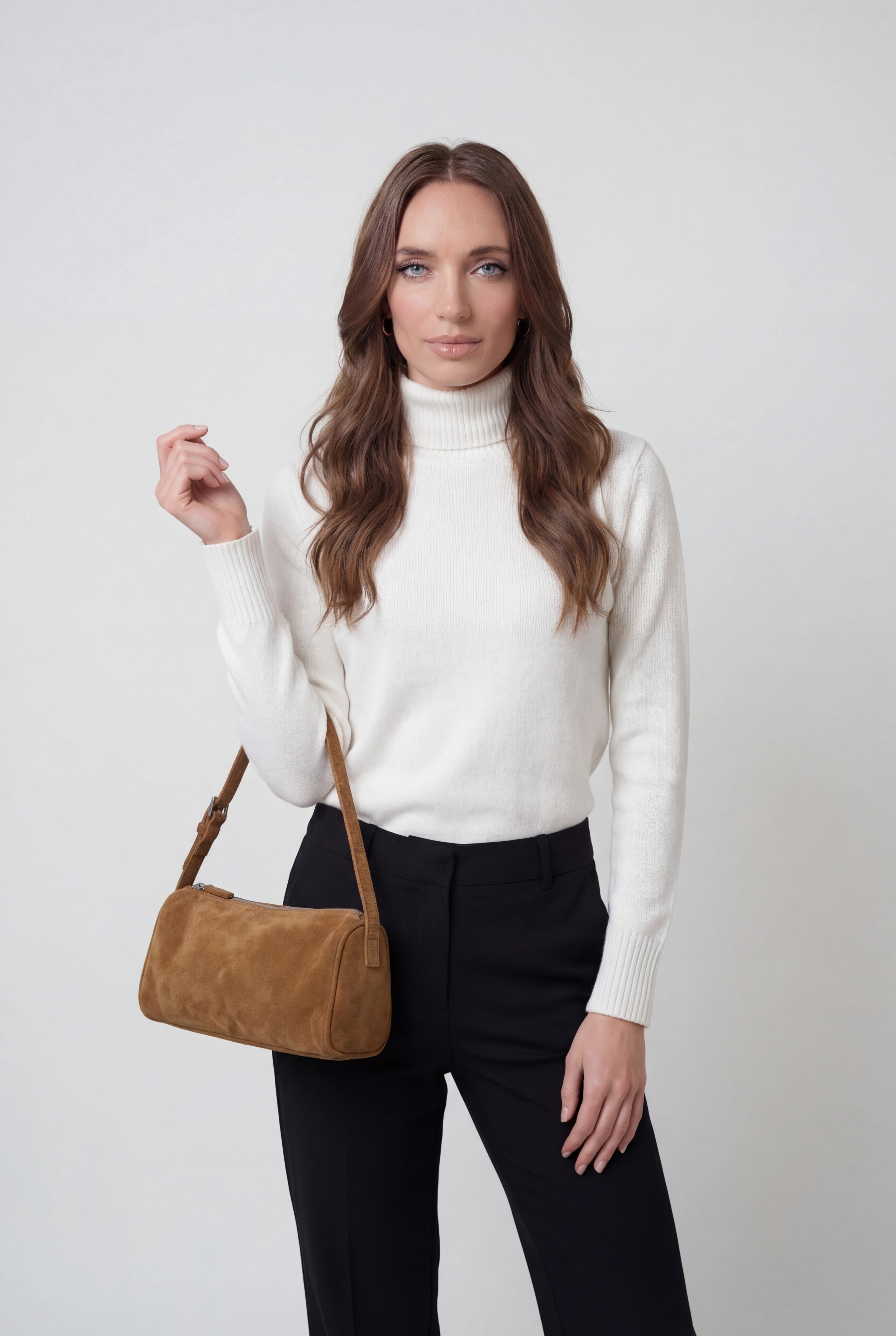 Victoria | Elegancka Czarna Mini Torebka na Ramię z Regulowanym Paskiem