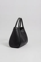 Victoria | Elegancka czarna torba tote z przestronnymi kieszeniami
