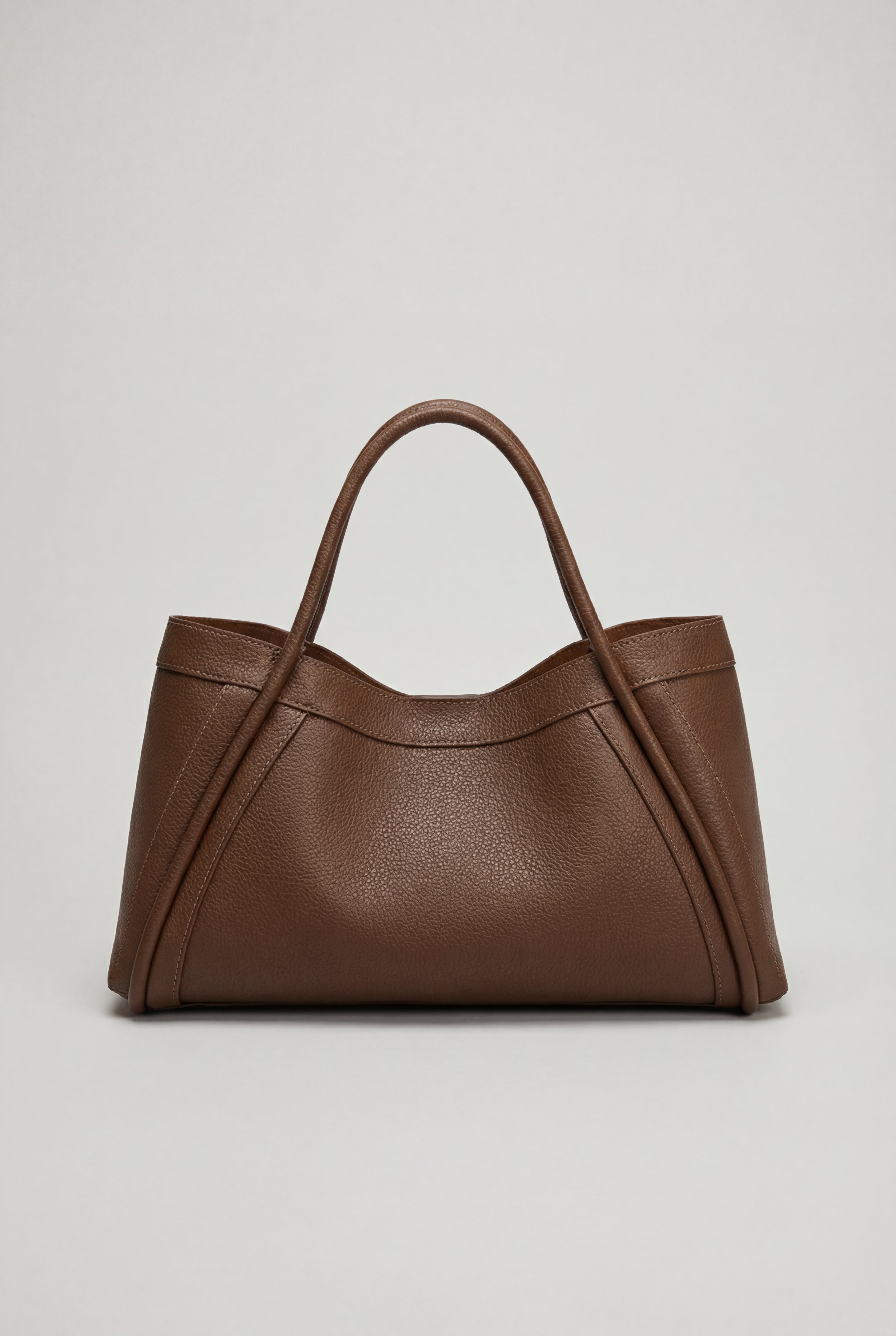 Victoria | Elegancka czarna torba tote z przestronnymi kieszeniami
