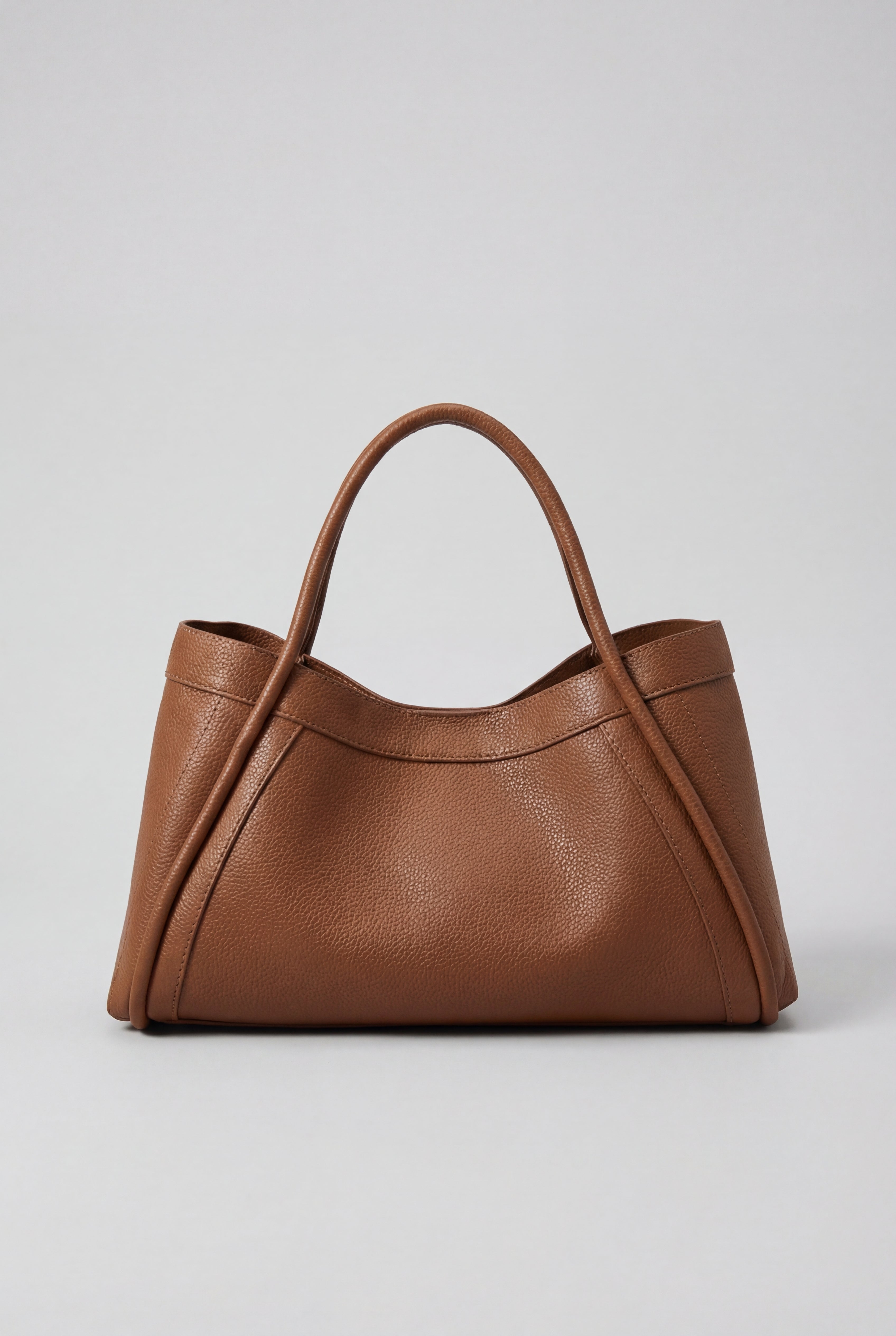 Victoria | Elegancka czarna torba tote z przestronnymi kieszeniami