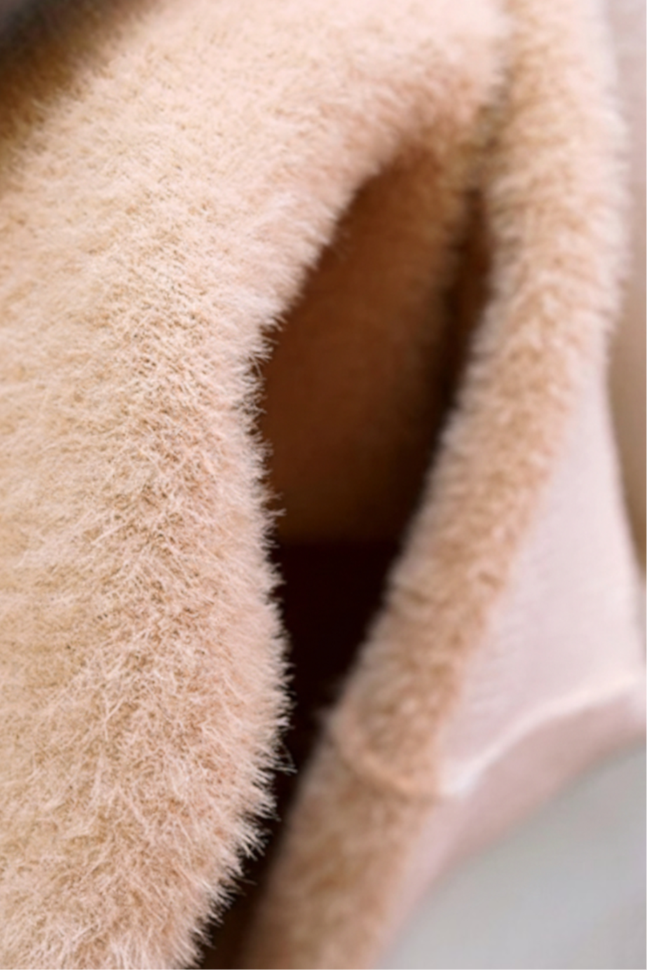 Wiktoria | Elegancki Beżowy Sweter z Golfem w Slim Fit na Zimę