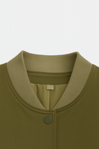 Victoria | Elegancka Zielona Kurtka Bomber z Wygodnym Fasonem