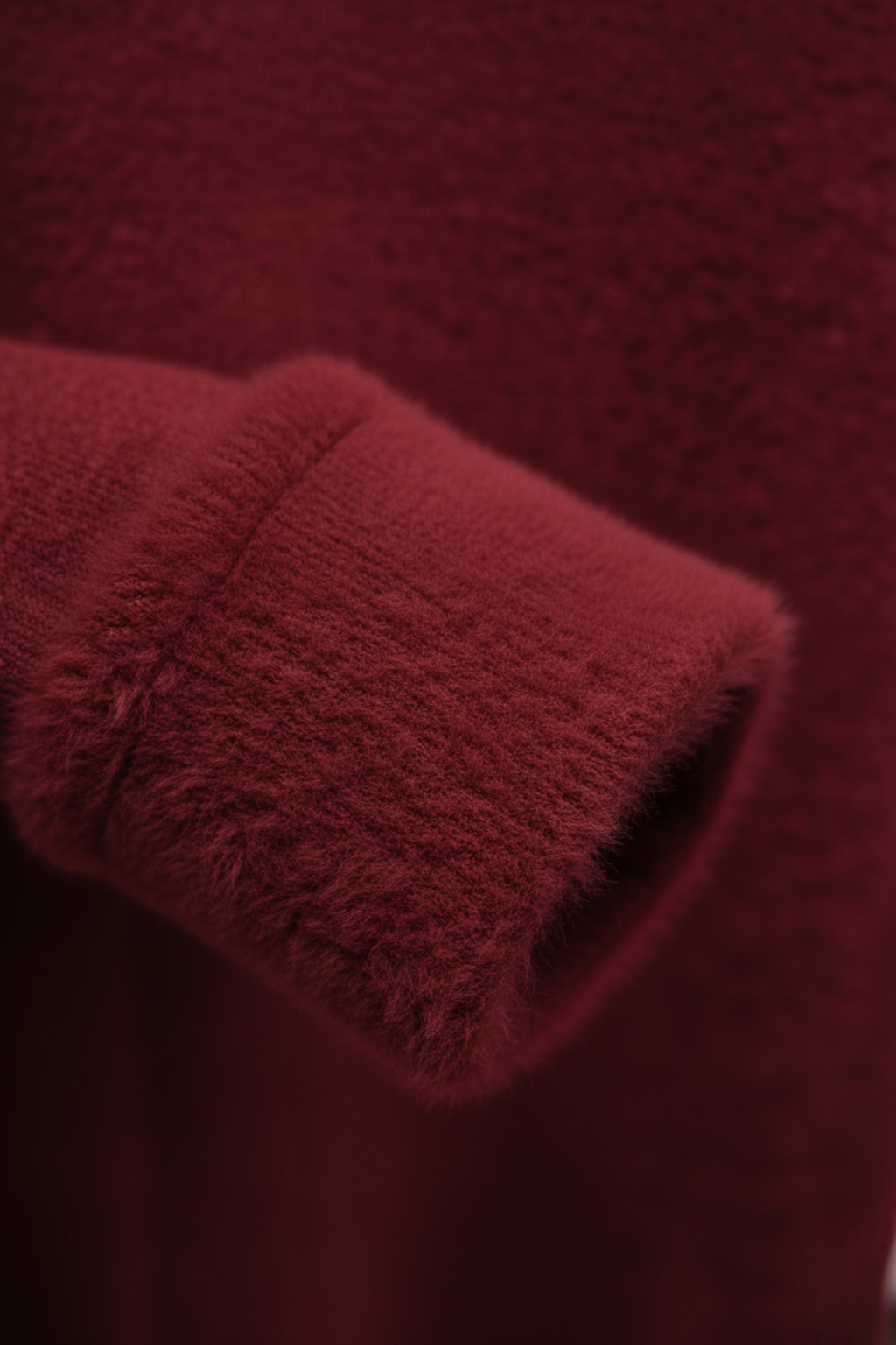 Victoria | Elegancki Sweter z Golfem w Kolorze Burgundowym