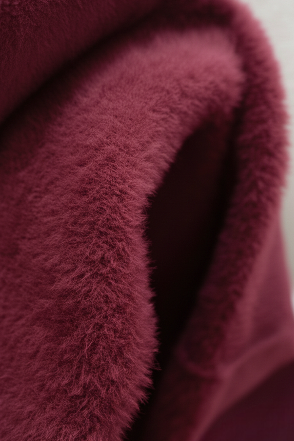 Victoria | Elegancki Sweter z Golfem w Kolorze Burgundowym