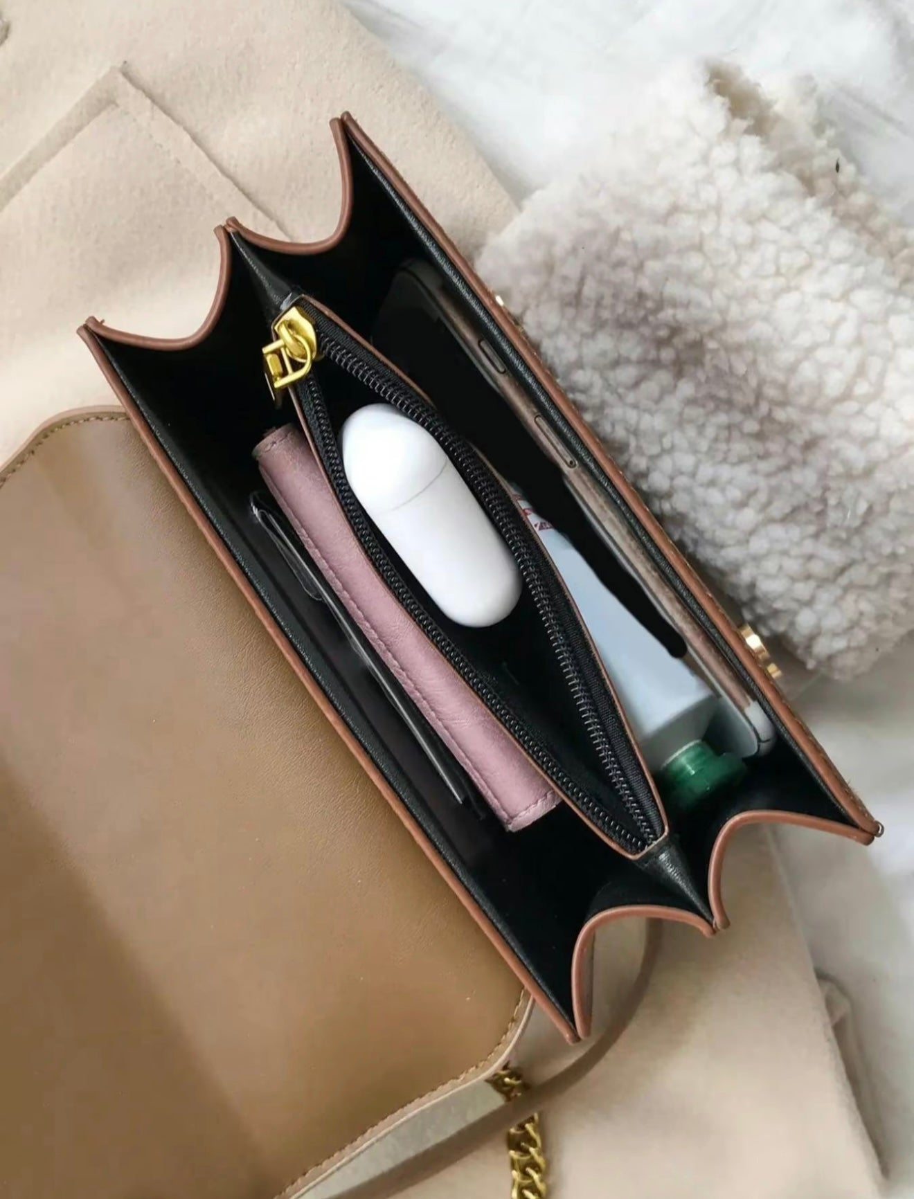 Wiktoria | Strukturalna Elegancka Torebka z Chic Detalami